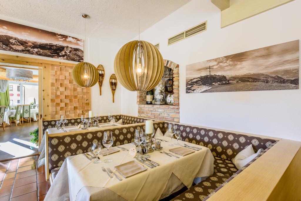 Vier Jahreszeiten Wellnessresort Achensee Maurach  Exteriör bild